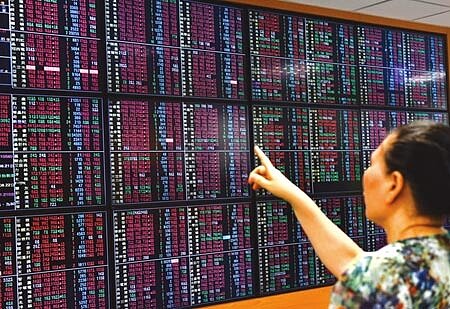 全球經濟出現強勁反彈,多數股市在基本面與資金面推升下呈上漲走勢。圖∕本報資料照片