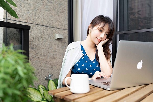 疫情間名人WFH需求增加,部落客Gaby分享看屋條件因此變得複雜,自己買房至少看過110個物件。圖/永慶房產提供