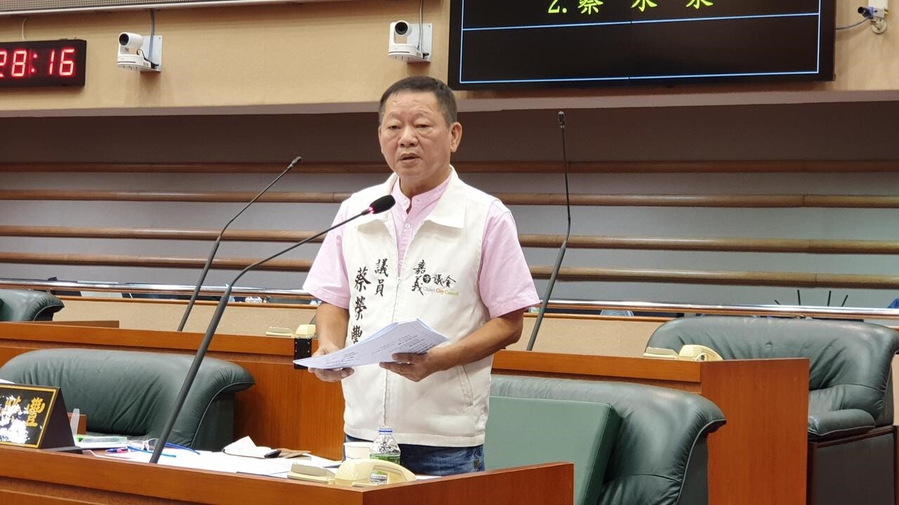 市議員蔡榮豐為拆遷戶發聲。記者李宗祐／攝影 