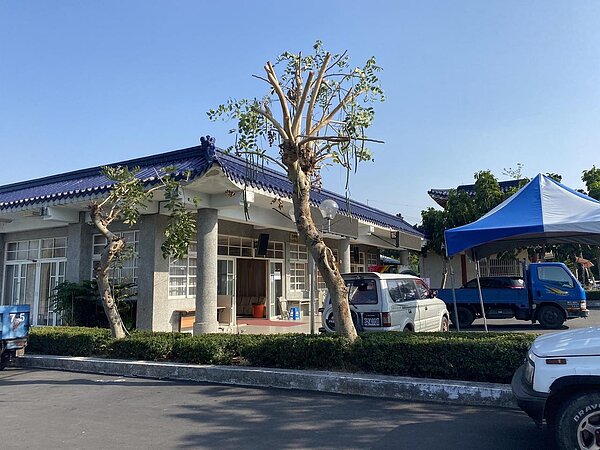 南投縣立殯儀館靈堂、禮廳設施不足老舊,縣府將擴建殯儀館,減輕殯葬設施不足壓力。圖/記者江良誠攝影