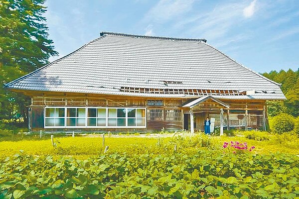 日本岩手縣百年古民宅「清吉稻荷」研擬在桃園大溪埔頂公園重組,將成為全台最大的全木造建築。圖/大河文化基金會提供