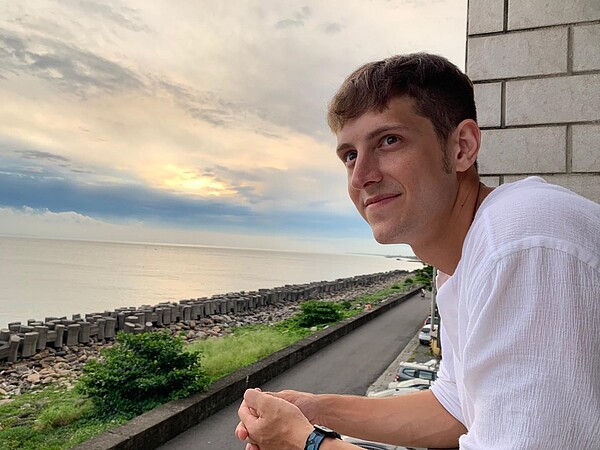 來自美國的藝人賈斯汀將台灣看成人生第二個家。圖/取自Justin Caleb Cooper (賈斯汀)臉書