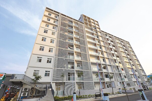 台中市政府全力推動社會住宅,大里區光正段為全市第2處社會住宅。(台中市政府提供/陳世宗台中傳真)