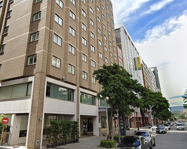 慶泰大飯店決定將於民國110年12月15日結束營運。圖／擷取自Google Map