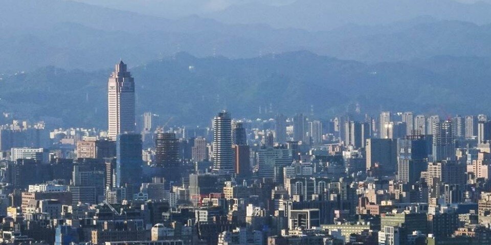 政府逐步加重打房力道,打算祭出提高多屋的差別稅率,抑制房屋的持有意願。圖/中時電子報