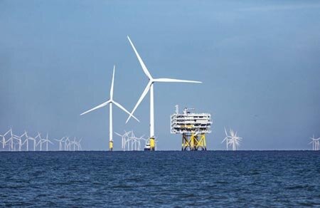 有鑑於太陽光電或陸域風電土地越來越難取得,其他綠電則處於實驗規模,未來綠電潛力來源應為離岸風電。圖∕本報資料照片