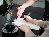 拿授權書幫賣屋　原貸款銀行不敢給「清償證明」怎辦？