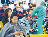 南非新變種病毒現身！全球股市驚跌　油價重挫