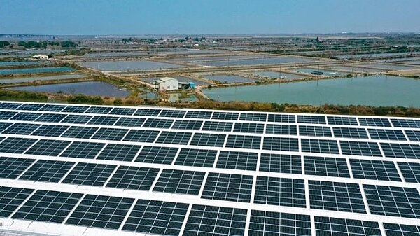 財政部國產署今（29）日公告標租六宗太陽光電土地，面積合計近4公頃，預計12月28日開標。圖／聯合報