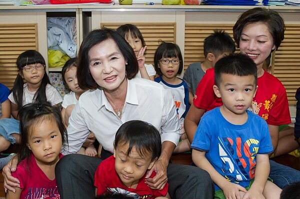 為了讓孕婦與胎兒更健康安全,宜蘭縣政府決定從明年起,把產檢交通費補助從1千元調高為2千元。圖/宜蘭縣府提供