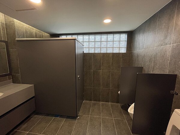 七堵區永平圖書館公廁近日整修竣工。圖/基隆市政府提供