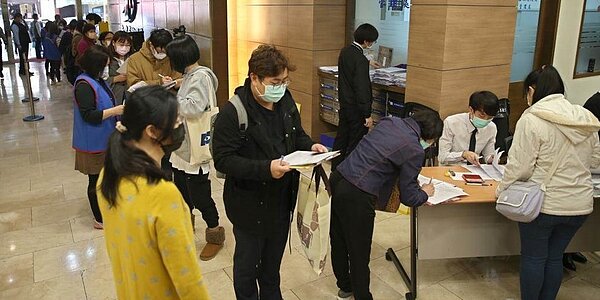 保險局表示,台產共承保400萬5,144件,保費收入19.13億元,但到7月14日為止,台產已理賠1萬896件,理賠金額10.54億元。圖/中時電子報資料照片