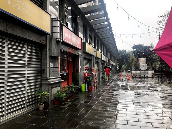 「浮洲合宜住宅」社區環境,首年每坪租金150元起。圖/新北經發局提供