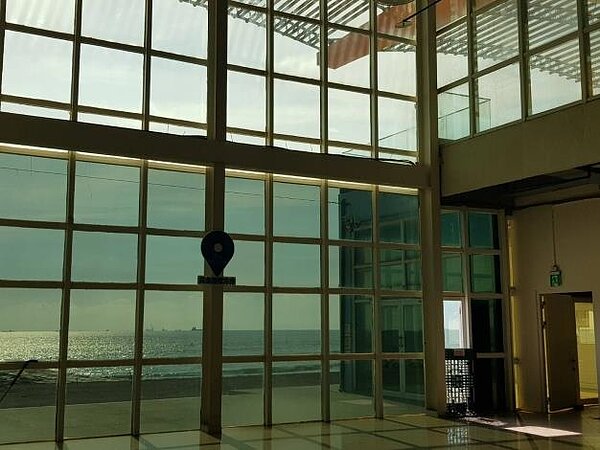 黃金海岸船屋。圖/台南市政府提供