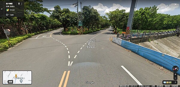 高雄潮寮路被認為還原了Y字路口,引發日網討論。圖翻攝/Googlemap