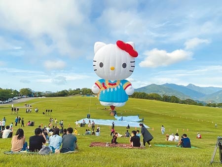 台東縣24日宣布降級指引，外界關注的熱氣球是否舉辦仍在研議中。（本報資料照片）