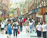 等不及了　降級前最後假日車流攀升