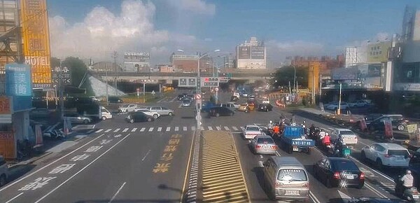 台南市交通局8月2日起將在市區易塞車路段啟動改善計畫。圖/台南市交通局提供