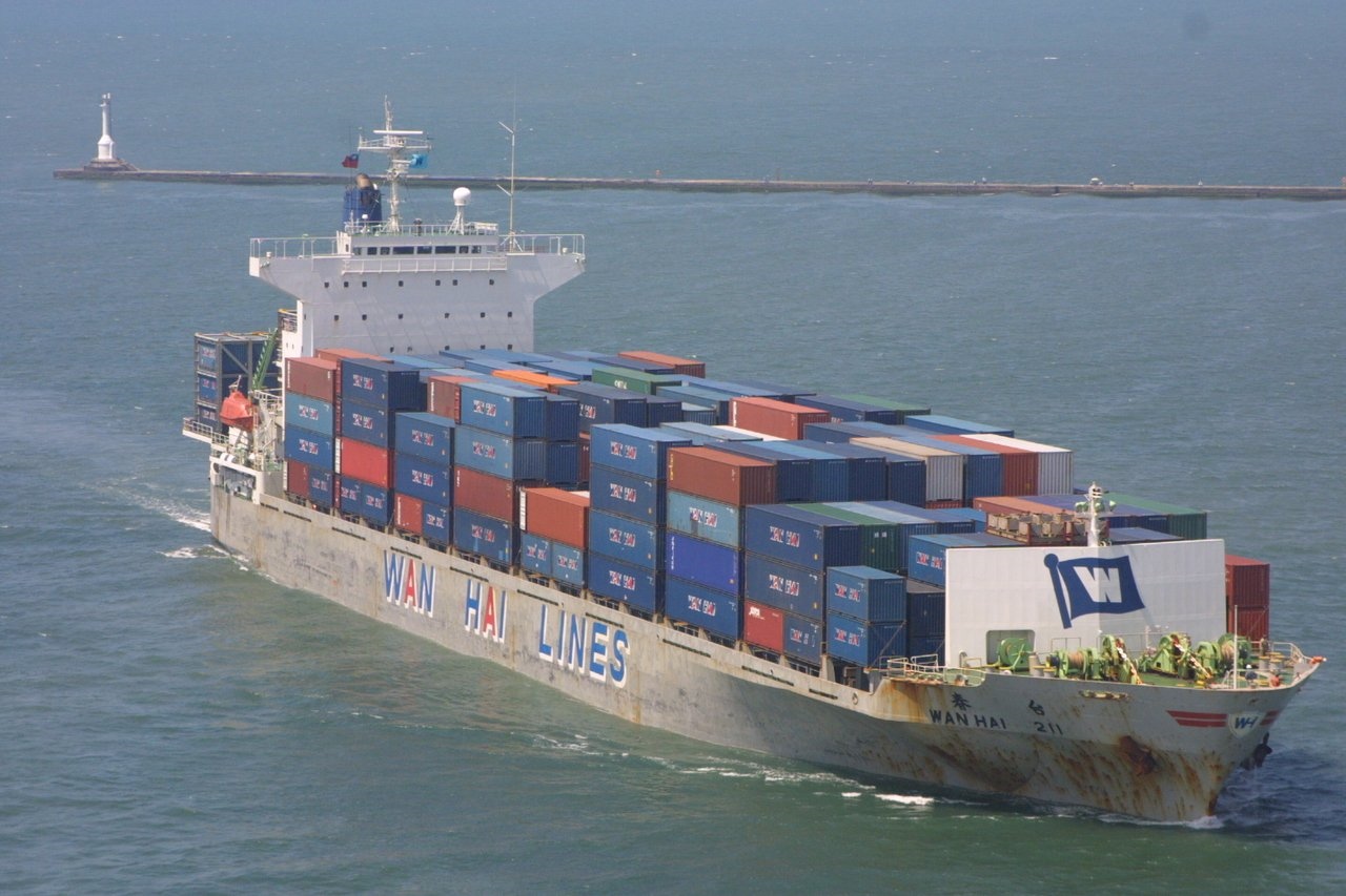 全球港口貨櫃輪塞港情況創下歷史新高紀錄。圖／聯合報系資料照片