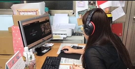 立人國際中小學於疫情加溫前便和美國友校就遠距教學進行交流過，實際開始應用後便得以在教學上無縫接軌。圖／立人國際中小學提供