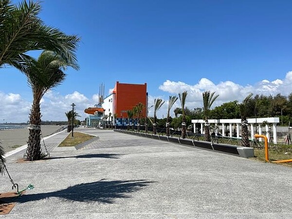 台南黃金海岸廊帶觀光公園全新登場。圖/台南市政府提供