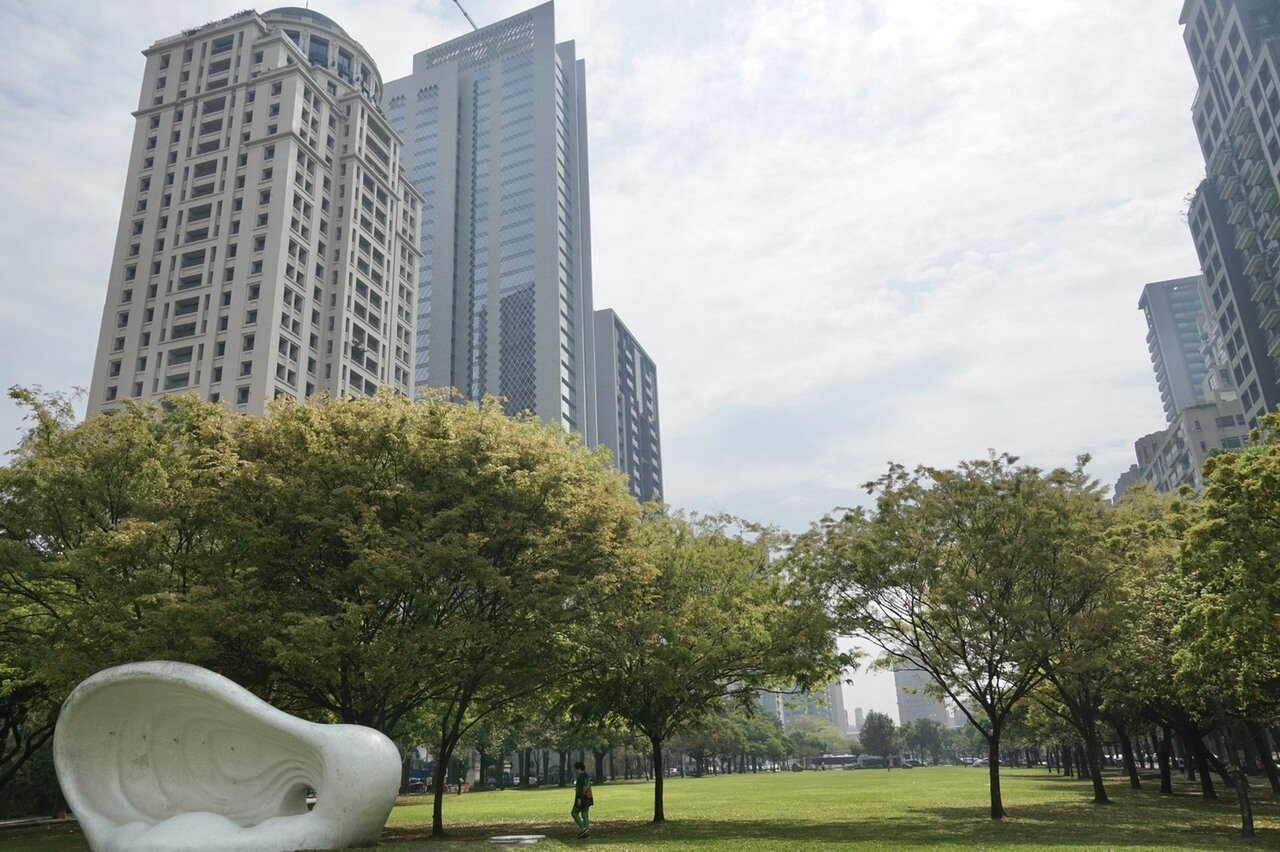 本土疫情趨緩,加上大環境通膨加劇,帶動台中豪宅市場反彈回流效應明顯。記者宋健生/攝影