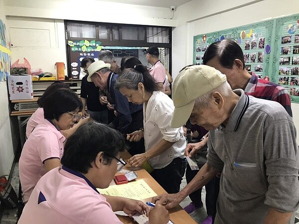 108西湖里重陽節活動。圖／擷取自臺北市鄰里服務網