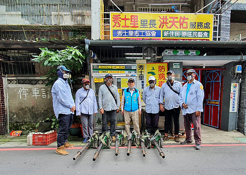 洪天佑鼓勵里民主動服務，提供多項福利給予清潔隊義工。圖／洪天佑里長提供