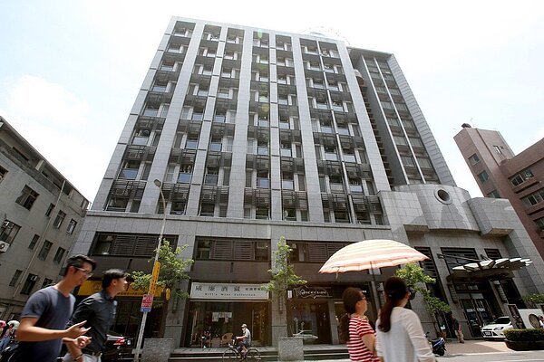 「仁愛A+」是知名的師大附中學區套房社區。圖/翻攝自Google