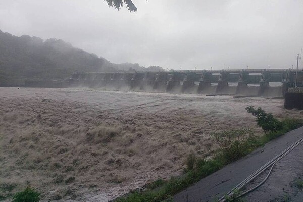 雨炸上游水壩洩洪 豐原給水廠原水濁度一夜飆升1500度 好房網news