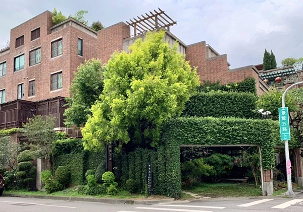 中市鼓勵宜居建築,綠美化成台中建案賣點。圖/立智公關公司提供