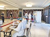 桃園防疫旅館設採檢站　減少移動風險