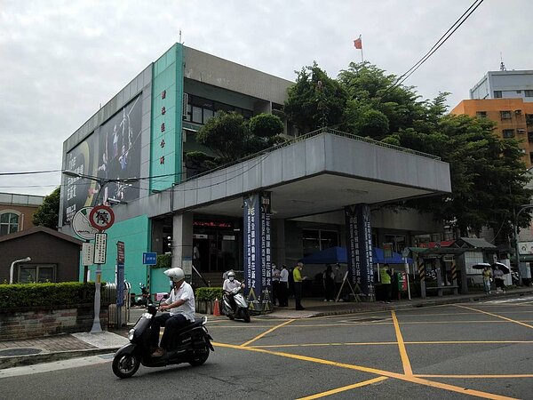 樹林區公所已有40年歷史,新北市將在此打造一棟「樹林行政園區」,提供民眾一站式服務,預計2026年完工。圖/新北市都更處提供