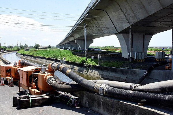 彰化縣長王惠美向行政院長蘇貞昌提議能將治水經費往前挪。圖為抽水站/彰化縣政府提供