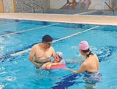 桃園開放首日親子館滿約　泳客僅1／5