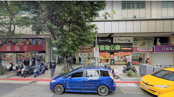 寵物店搶卡位信義區、士林夜市。示意圖／取自google maps