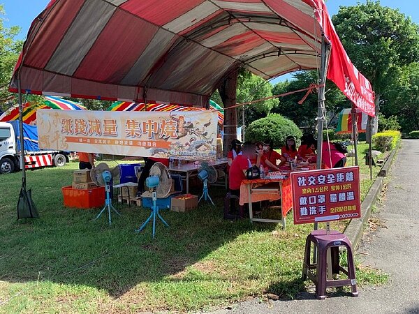 中元普度落實防疫，減香減金誠心不打折。圖／台中市府提供