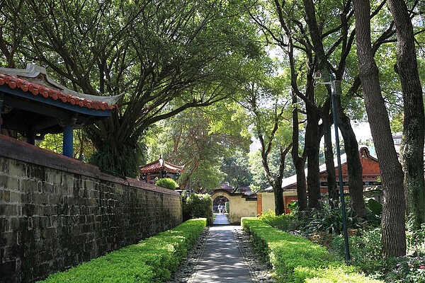 擁有優美庭園景觀又古色古香的林家花園／新美齊画世代