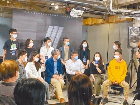 柯文哲任內催生的「台北影視音實驗教育機構」是全台第一所實驗教育機構,卻以失敗收場,如今將再成立「第一實驗網路高中」引發議員批評。