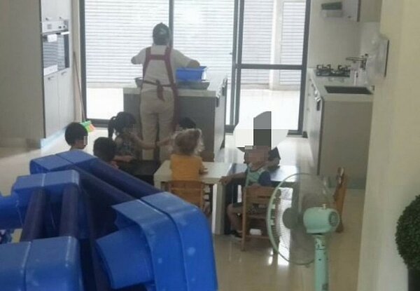 太平某幼兒園遭爆料超收,受托幼童藏身私人透天厝民宅躲查察。圖/翻攝自臉書「靠北幼稚園」