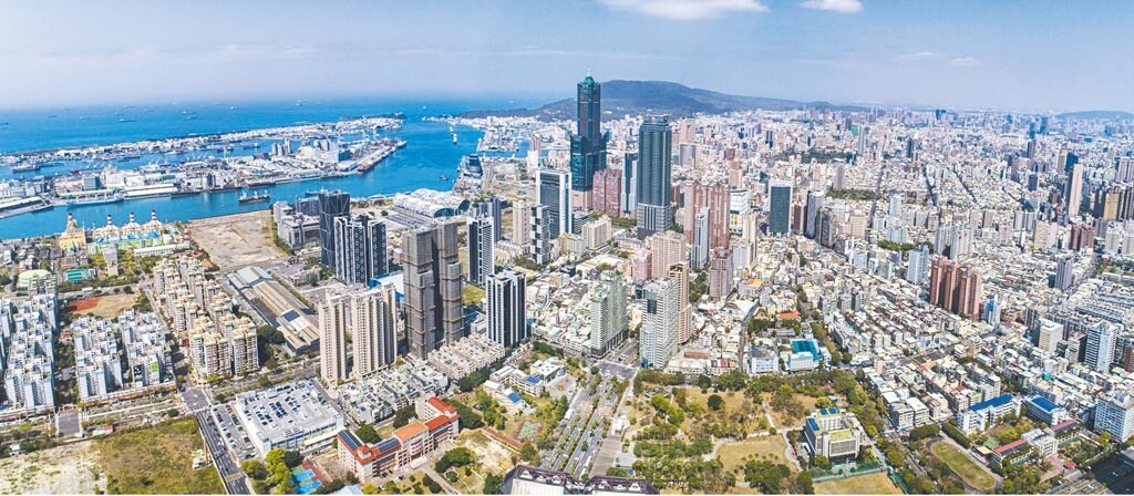 新冠疫情趨緩,時序逐漸步入房巿年底購屋旺季,上巿櫃知名建商包括興富發、大陸建設、華固、遠雄紛紛計畫在年底前推案,總計四大建商推案量近千億。圖/中時電子報