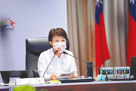 台中市2021年總預算追加減再度未舉債，市長盧秀燕24日強調，展現疫後紓困、振興經濟決心。（盧金足攝）