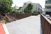 居民「與公園的距離」更近了！后里運動公園增設人行便橋