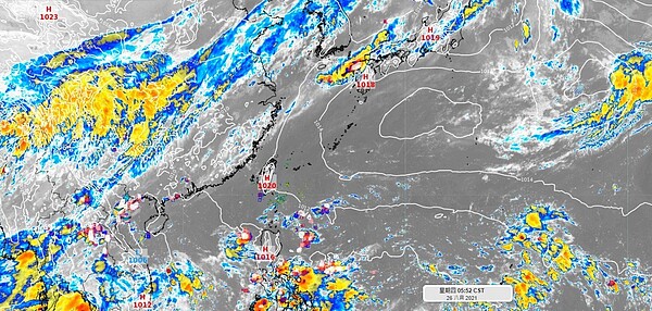 今天開始太平洋高壓再度西伸，台灣會略感受到高壓的力道，中午高溫會再升一點，午後陣雨也會稍改變，預期持續到下周。圖／取自「氣象達人彭啟明」臉書粉專
