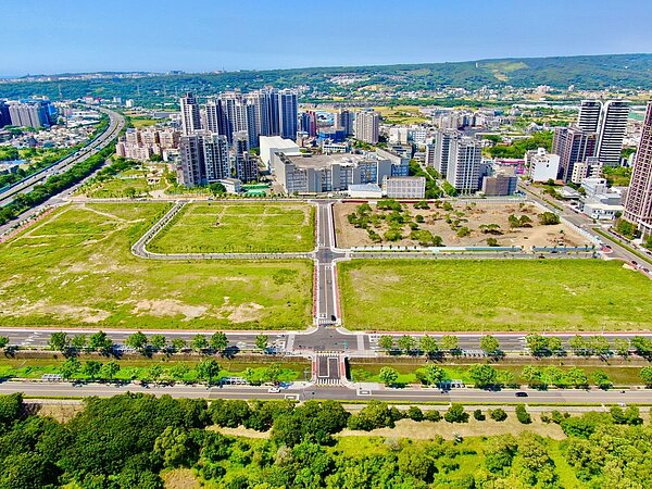 年薪沒200萬甭想在新竹買房？專家揭「這4區」能買2字頭優質屋！