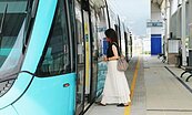淡海輕軌加密班距　平日尖峰6至9分1班車