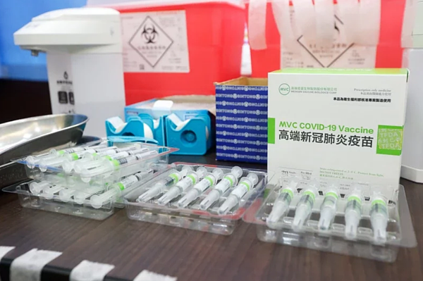 貝里斯衛生部長切巴特在訪問中透露政府已展開討論洽購我國高端疫苗。圖為高端疫苗。 圖/記者黃仲裕攝影