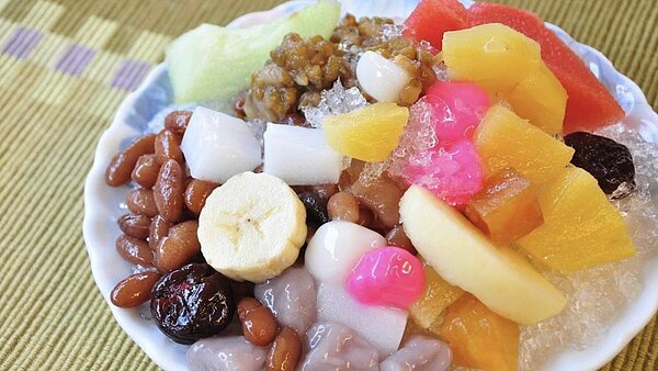 老台中人記憶中的「幸發亭本鋪」宣布結束營業,待尋找到新地點再營業,圖為招牌蜜豆冰。圖/取自臉書