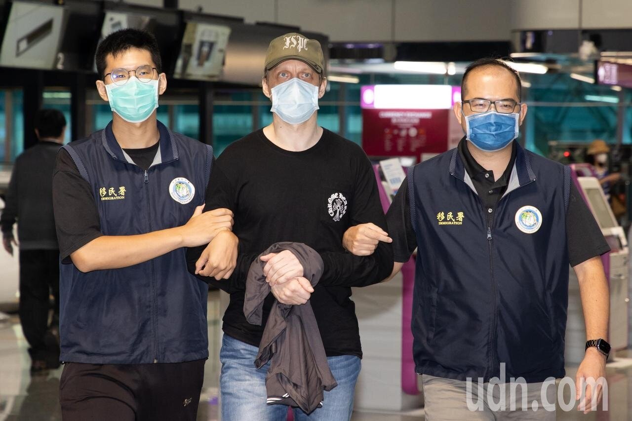 在2016年犯下「第一銀行盜領案」的犯嫌安德魯,雖於今年1月服刑期滿,但未能繳清50萬元罰金,故改服勞動役,昨(30)日服役完畢。圖/聯合資料照