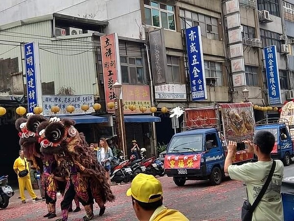 祭拜媽祖。圖／洪振恆提供